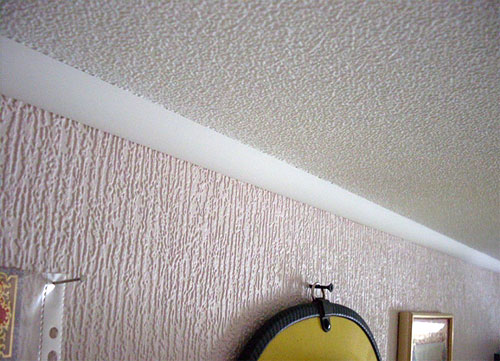 Флизелиновые обои для потолка + фото