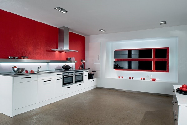 Красно-белая кухня + фото