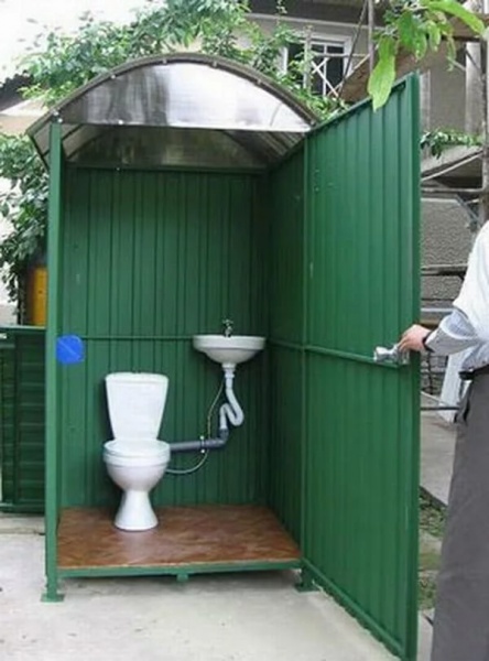 Унитаз для дачного туалета